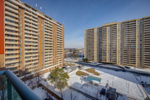 17 Michael Power Pl, Etobicoke, ON M9A 5G5, Canada Photo 22