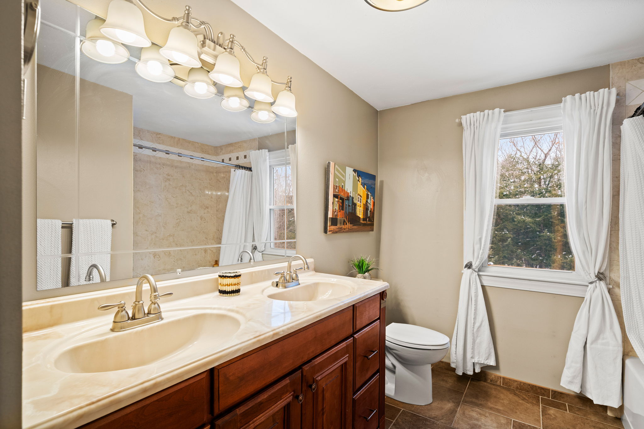 17 Oriole Dr, Bedford, NH 03110, USA Photo 38