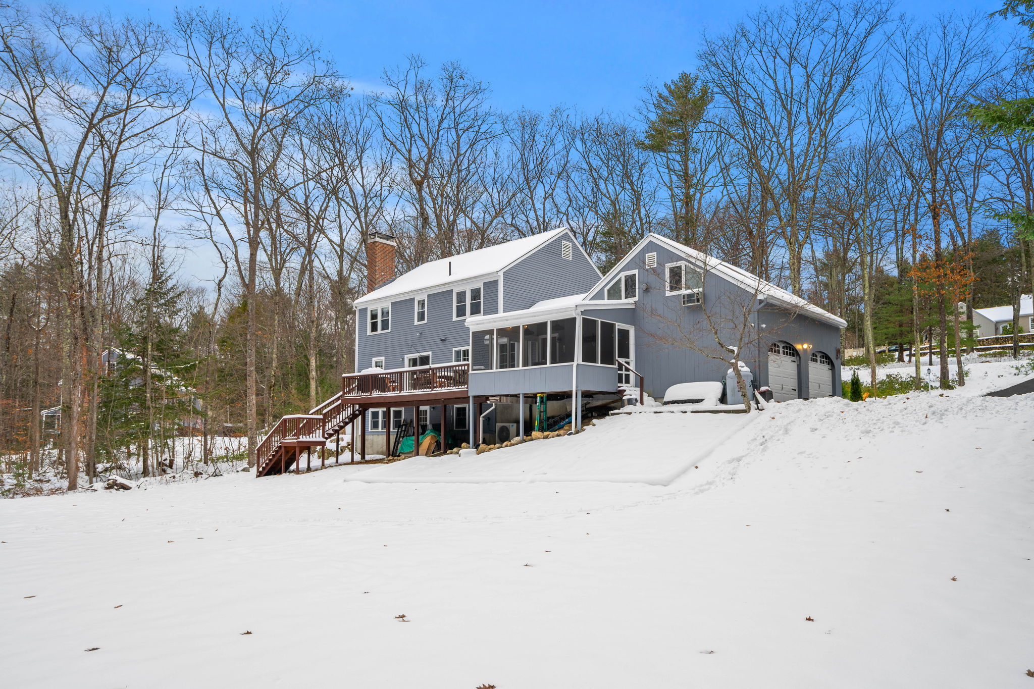 17 Oriole Dr, Bedford, NH 03110, USA Photo 7