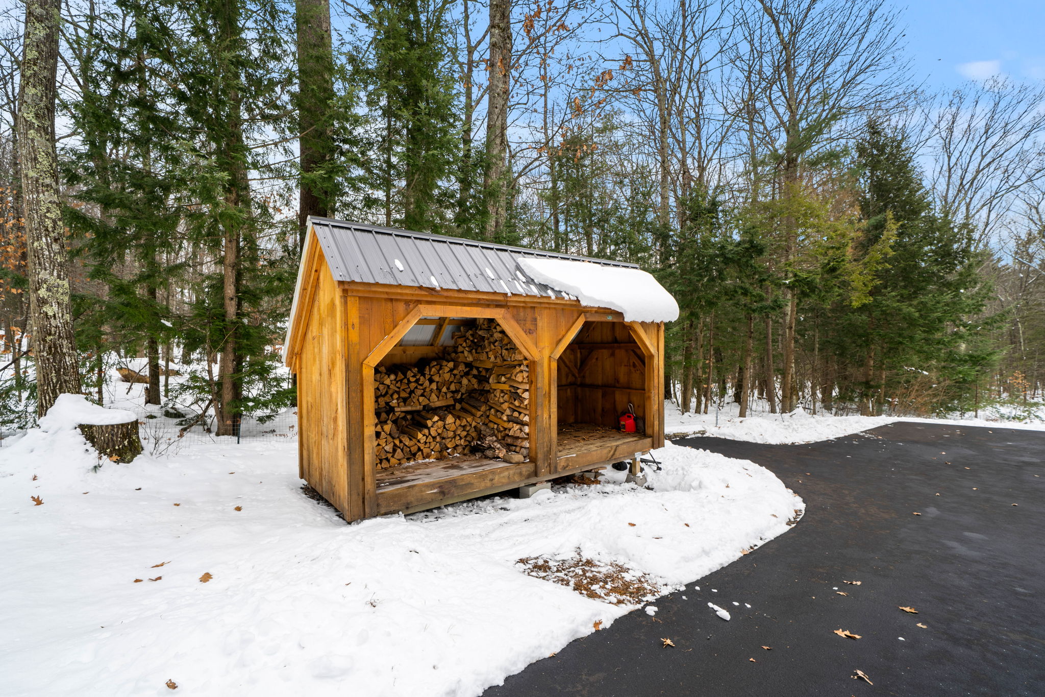 17 Oriole Dr, Bedford, NH 03110, USA Photo 10