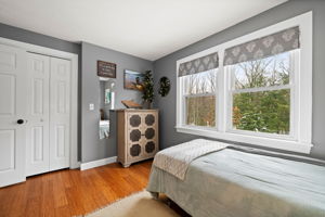 17 Oriole Dr, Bedford, NH 03110, USA Photo 11