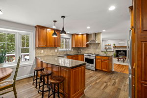 17 Oriole Dr, Bedford, NH 03110, USA Photo 30