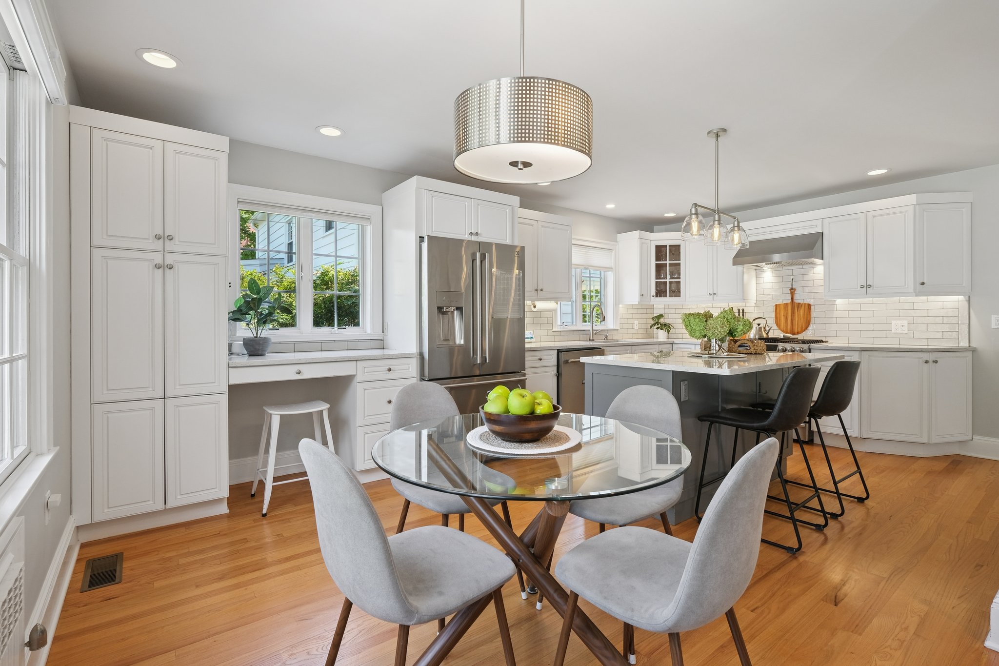 Every home deserves a fabulous kitchen - this one’s got the island, the light, the flow, and the vibe that makes you want to stay awhile.