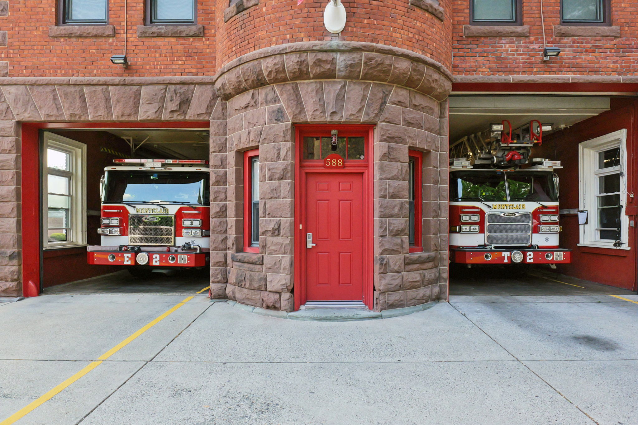 Built with NJ red rock in 1902.