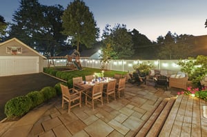 Dinner alfresco never tasted better - especially when it's a feast of fresh finds from the Walnut Street Farmer's Market, enjoyed right in your own backyard.