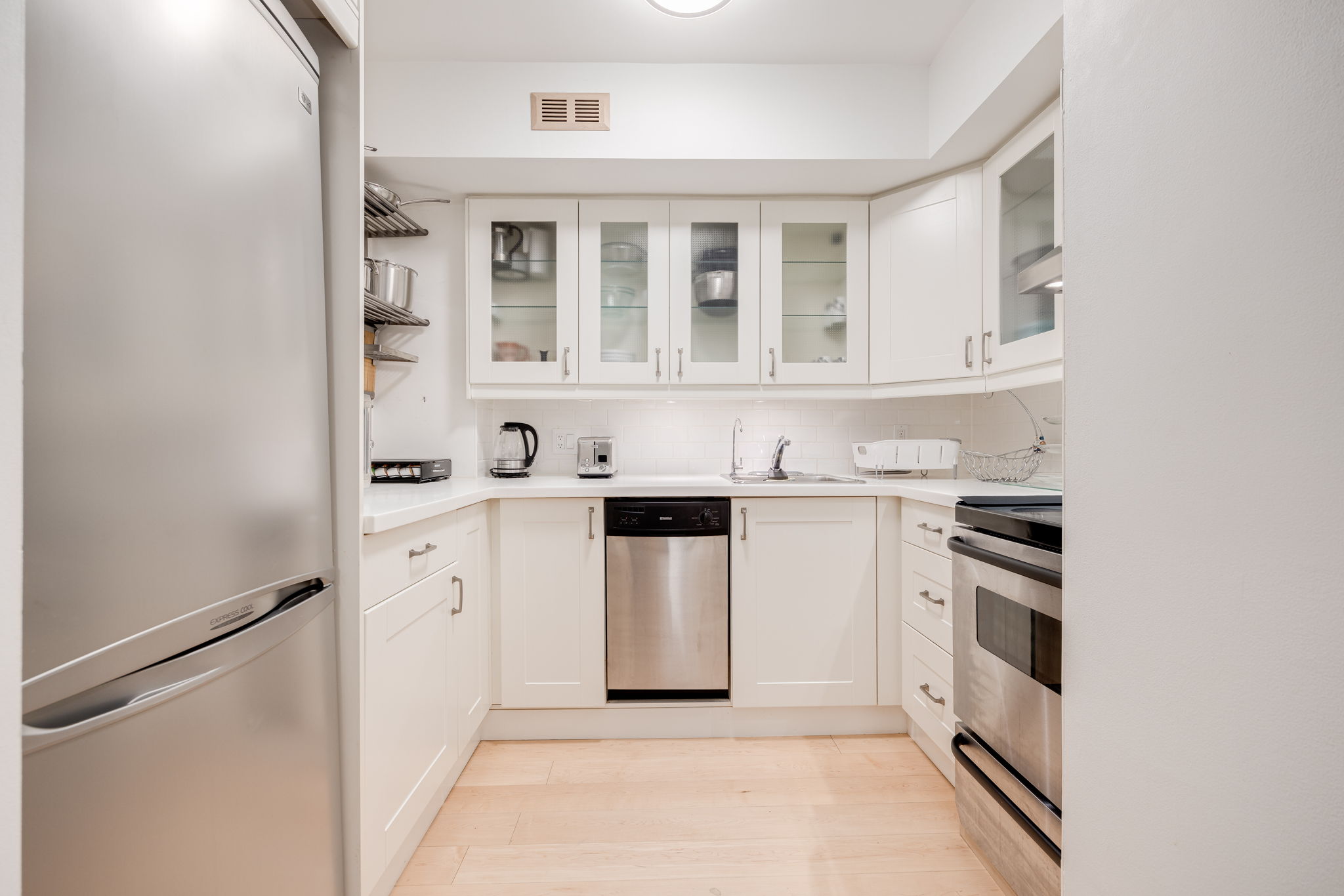 Toronto property showcase — delivered property photograph 7
