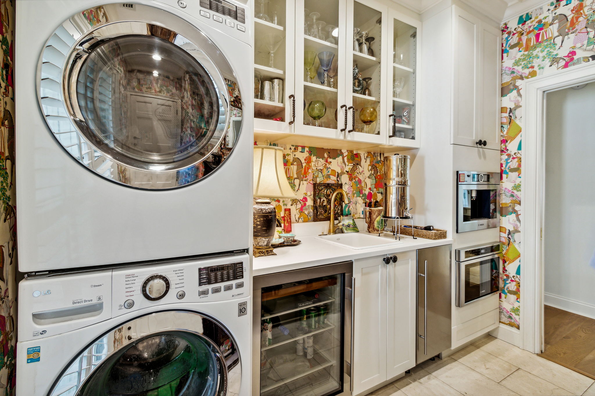 Butler's Pantry / Laundry Room