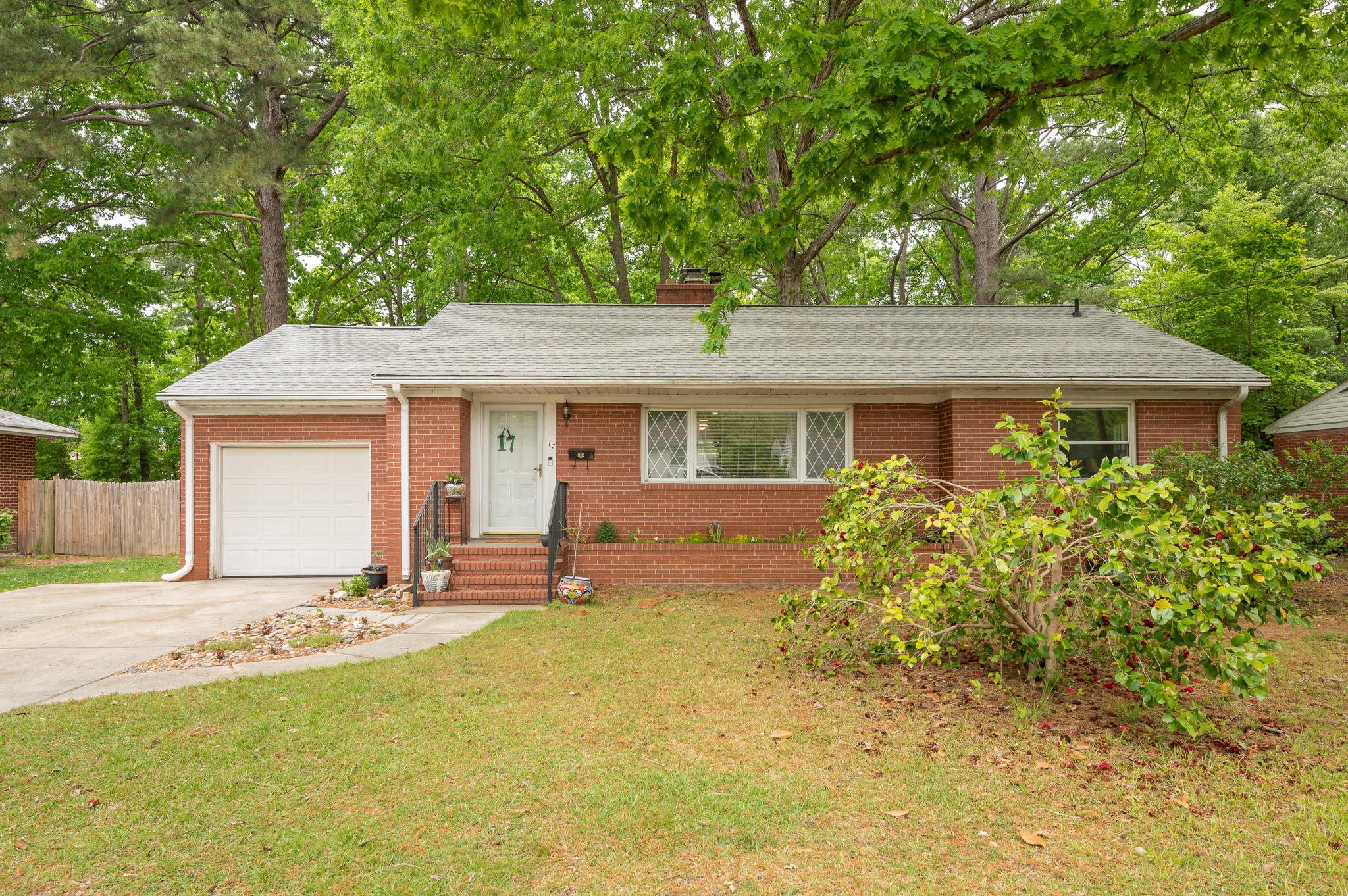 17 Richland Dr, Newport News, VA 23608, USA Photo 1