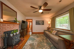 17 Richland Dr, Newport News, VA 23608, USA Photo 3