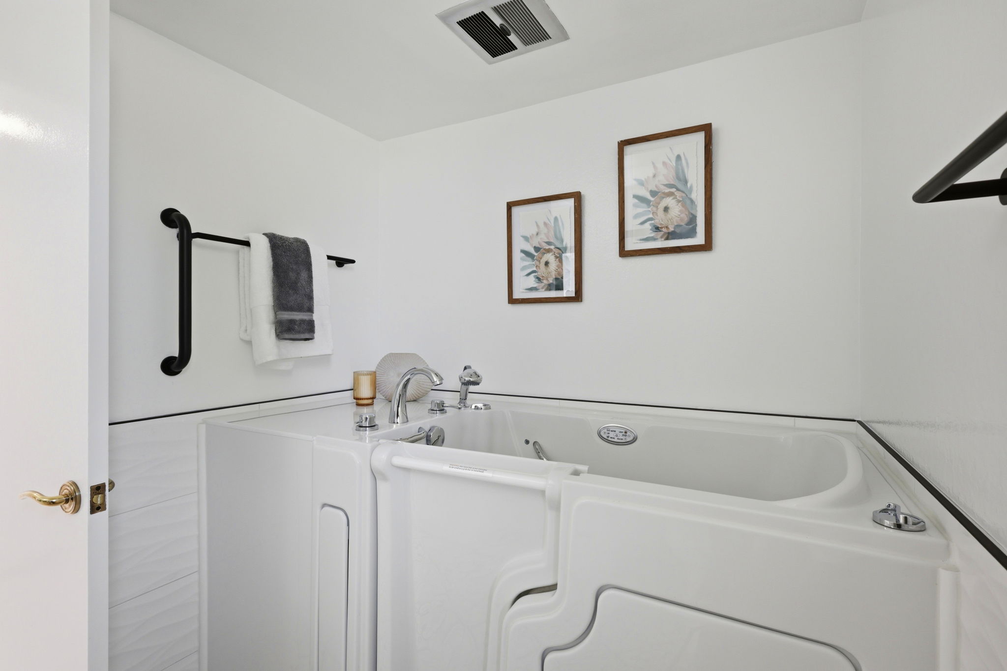 024_f8_17 Rinconada Cir