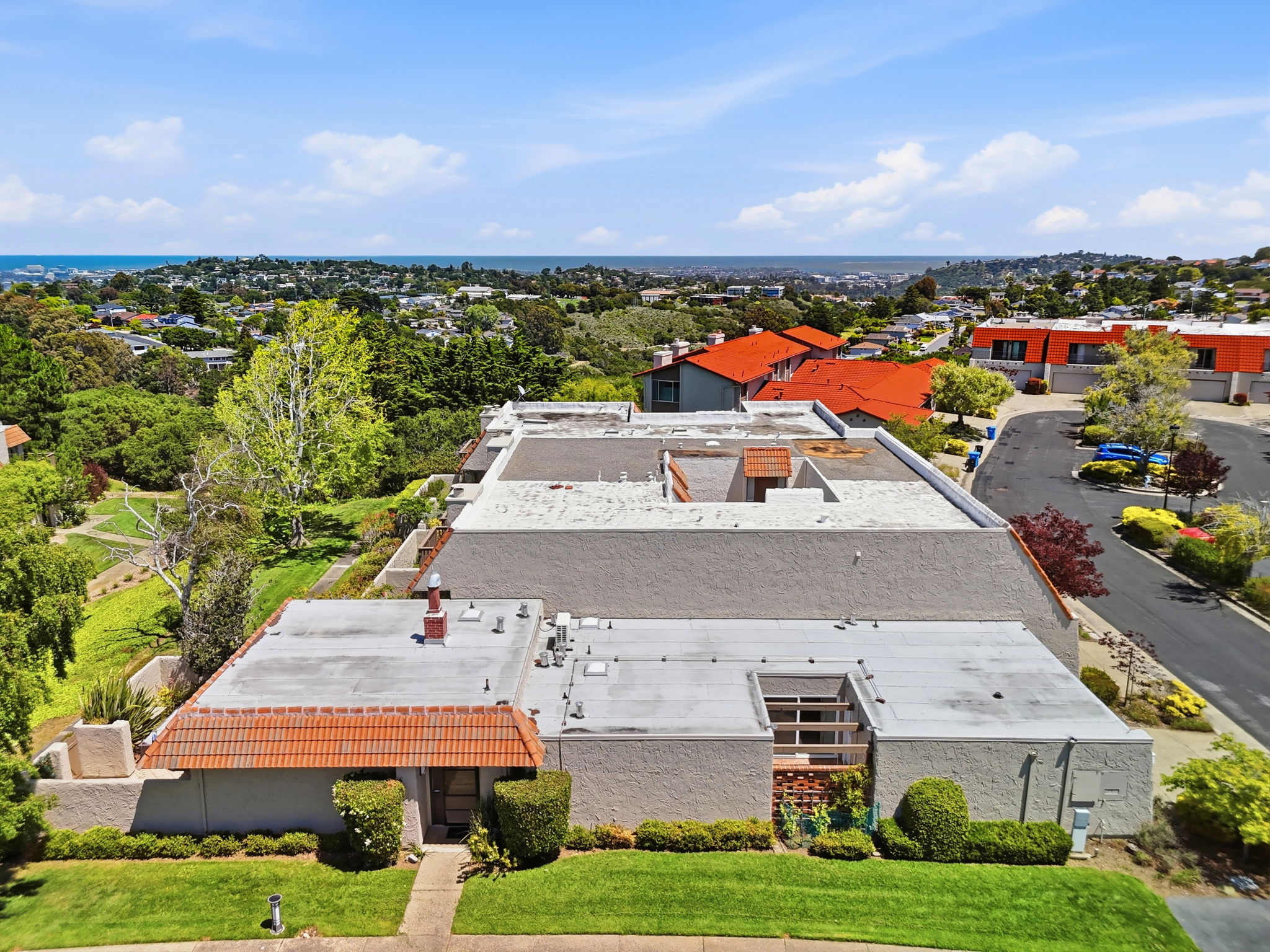 001_f8_AERIAL_17 Rinconada Cir