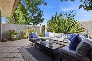 030_f8_17 Rinconada Cir