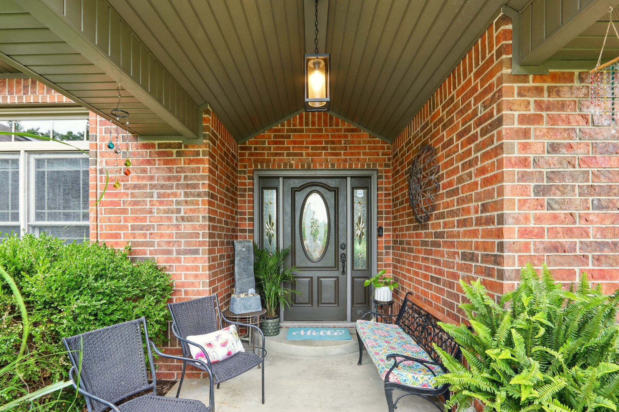  Photo 8