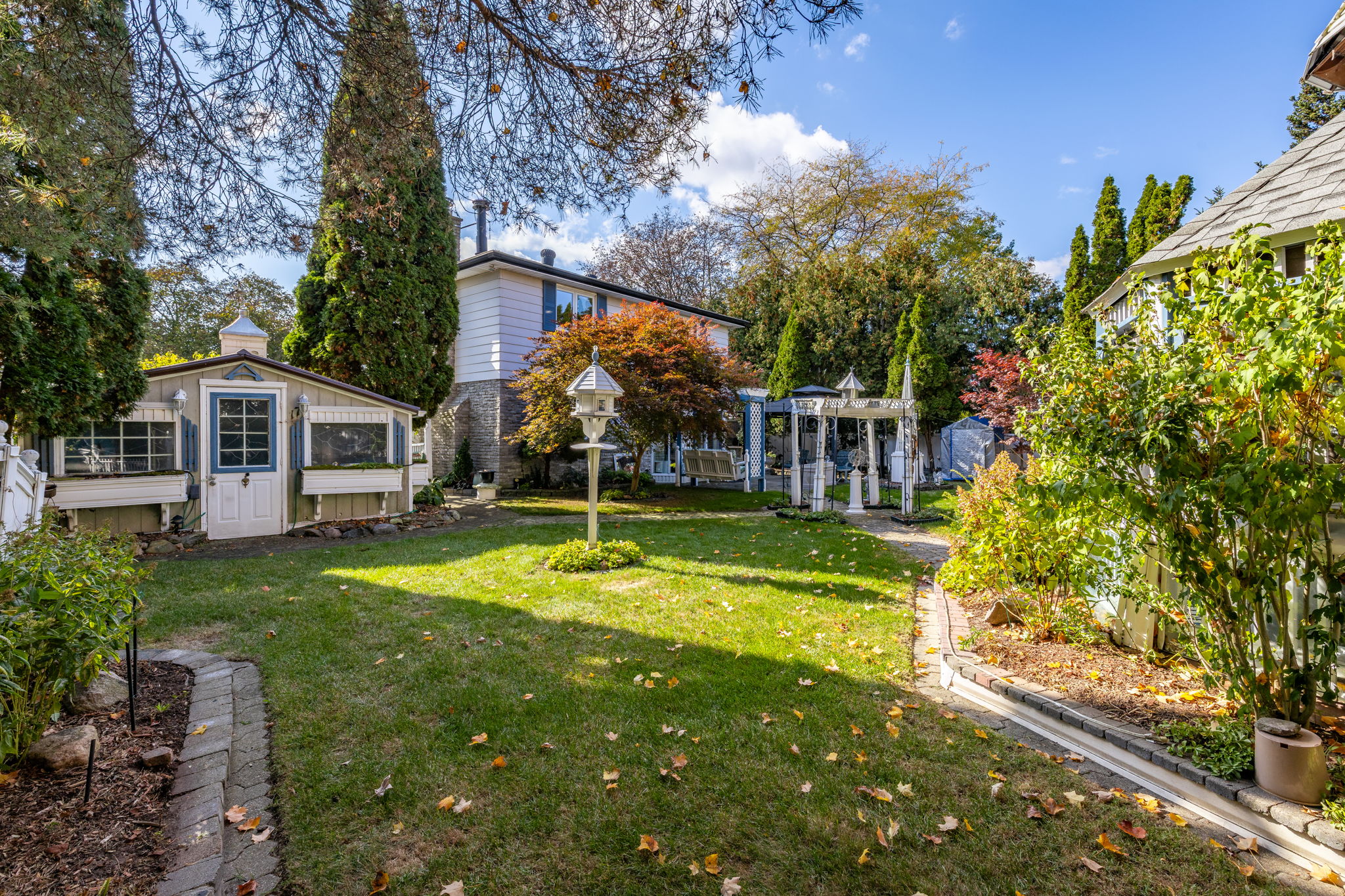 Toronto · Real estate media — delivered property photograph 13