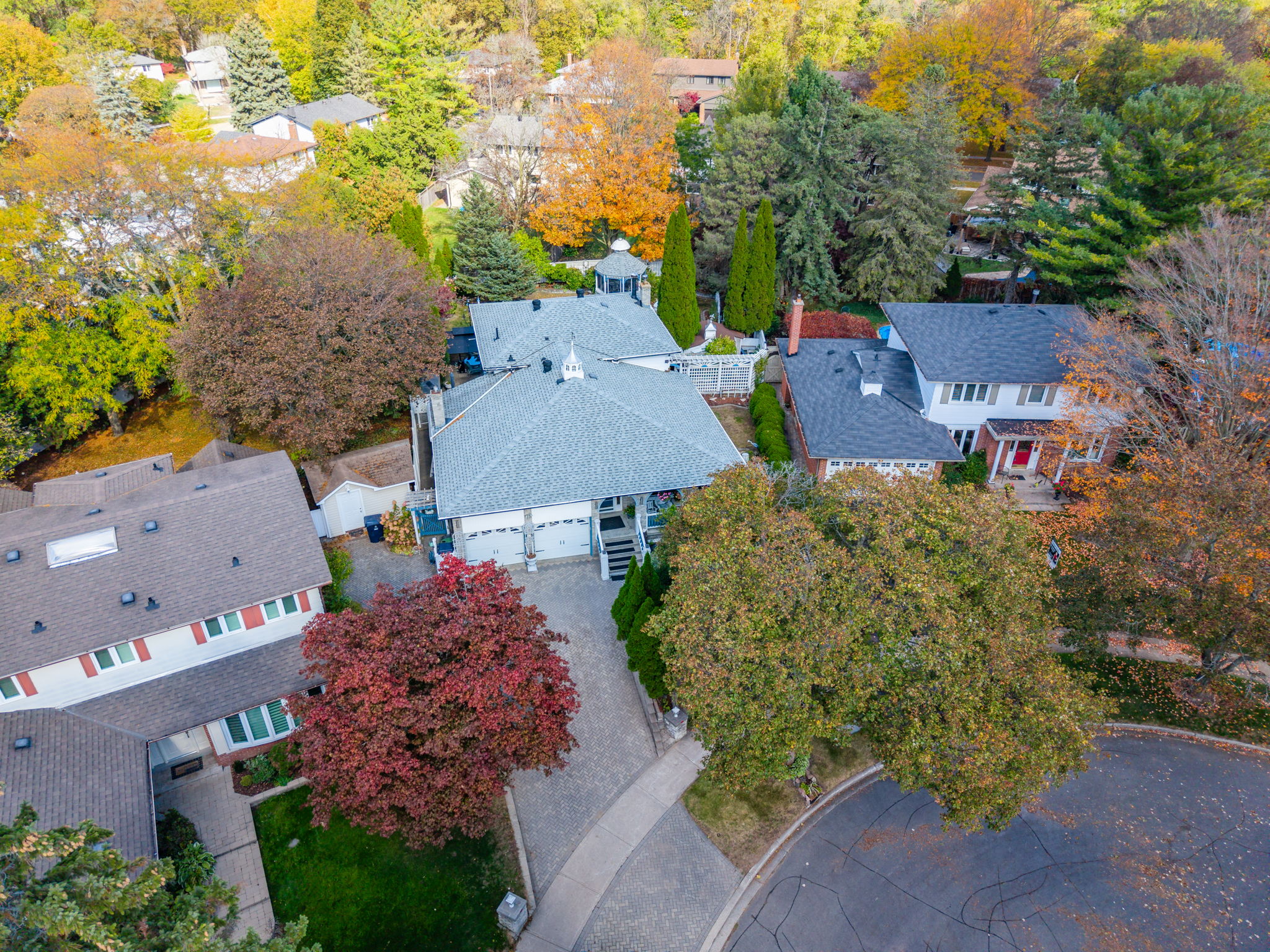 Toronto · Real estate media — delivered property photograph 32