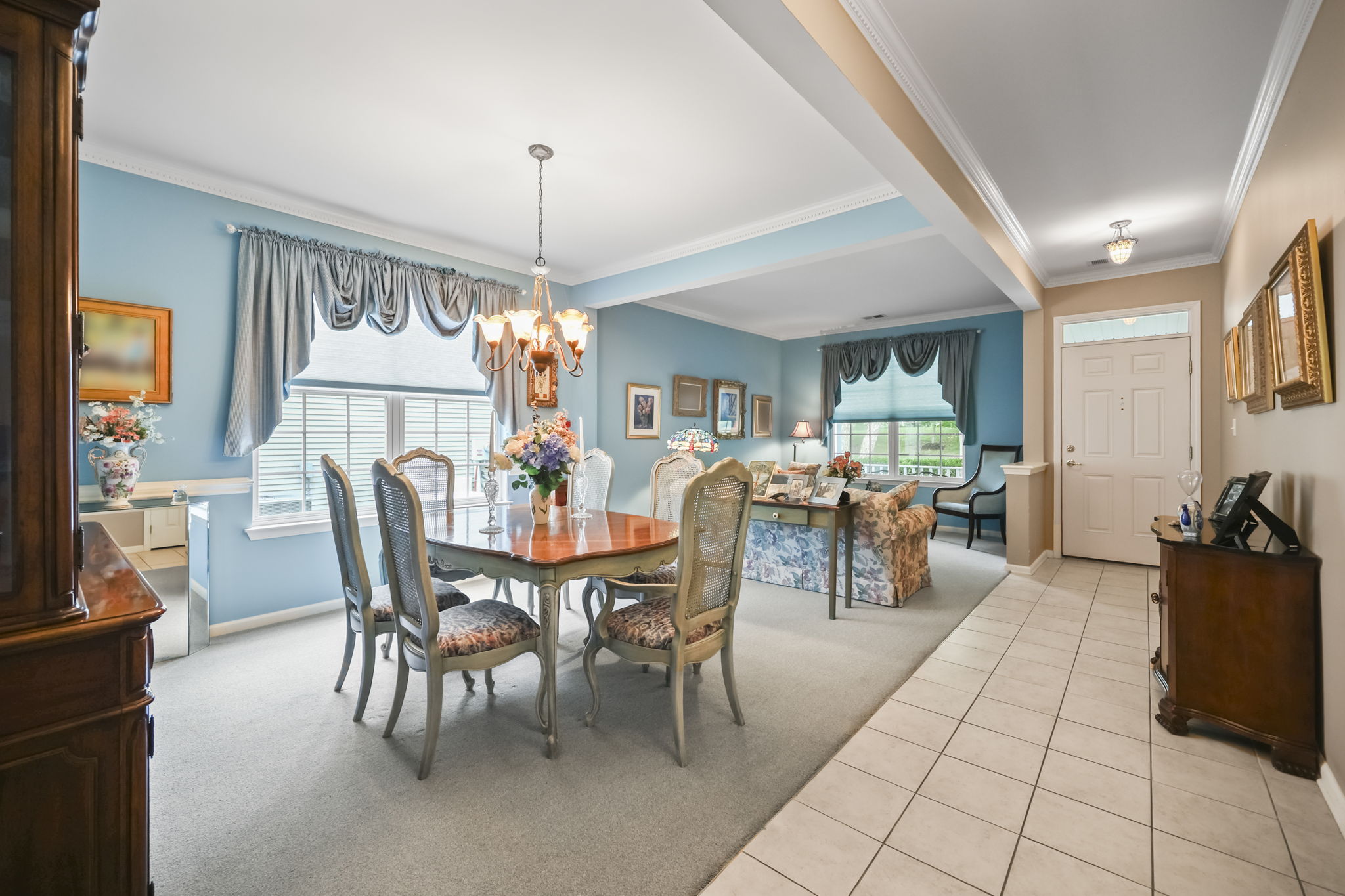  Photo 9