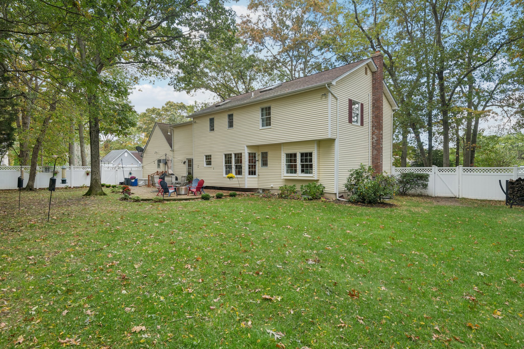 Sunwood Dr-S2110-049.jpg