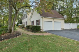 Sunwood Dr-S2110-004.jpg