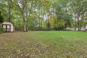 Sunwood Dr-S2110-045.jpg