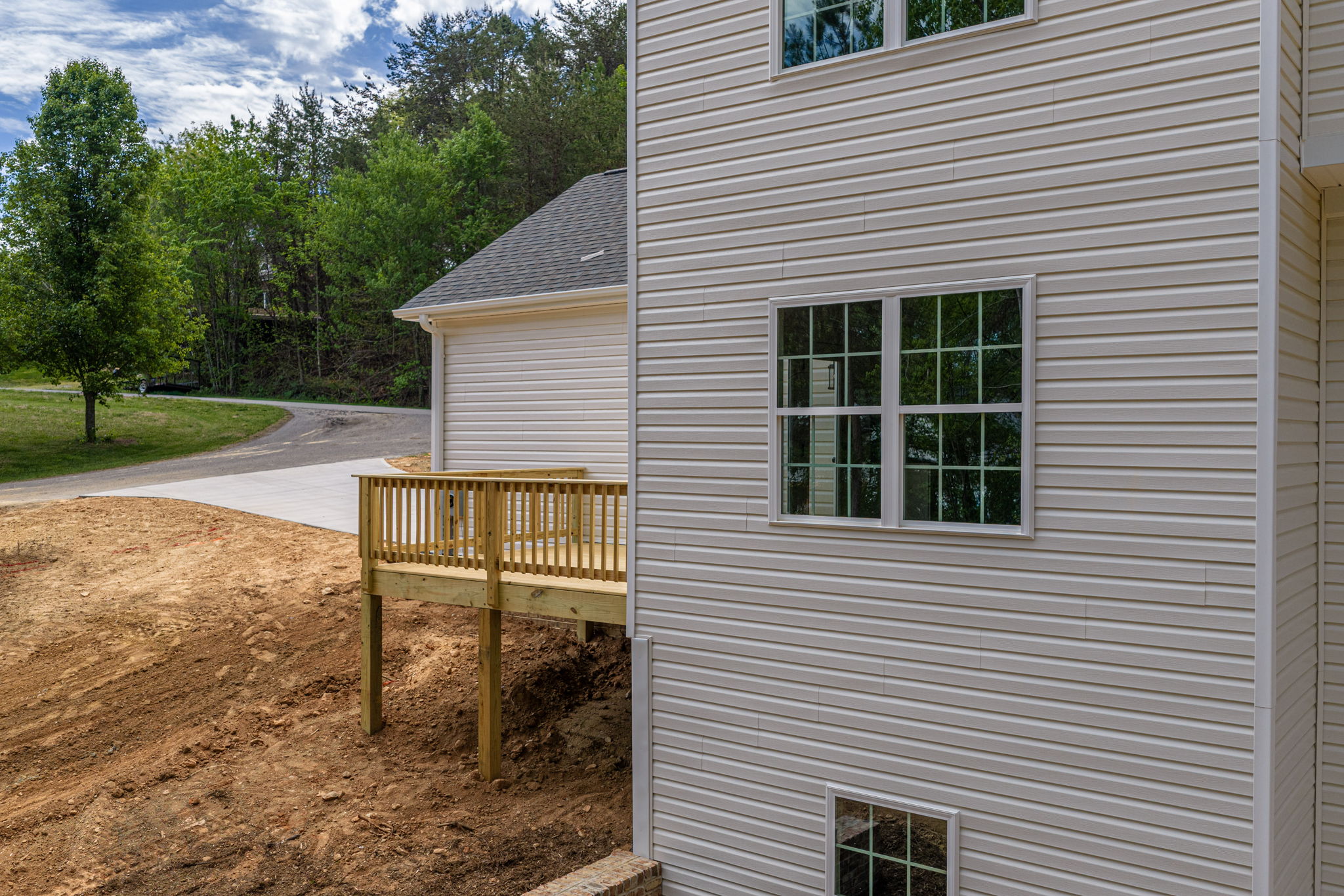 17 Tennyson Dr, Taylorsville, NC 28681, USA Photo 16