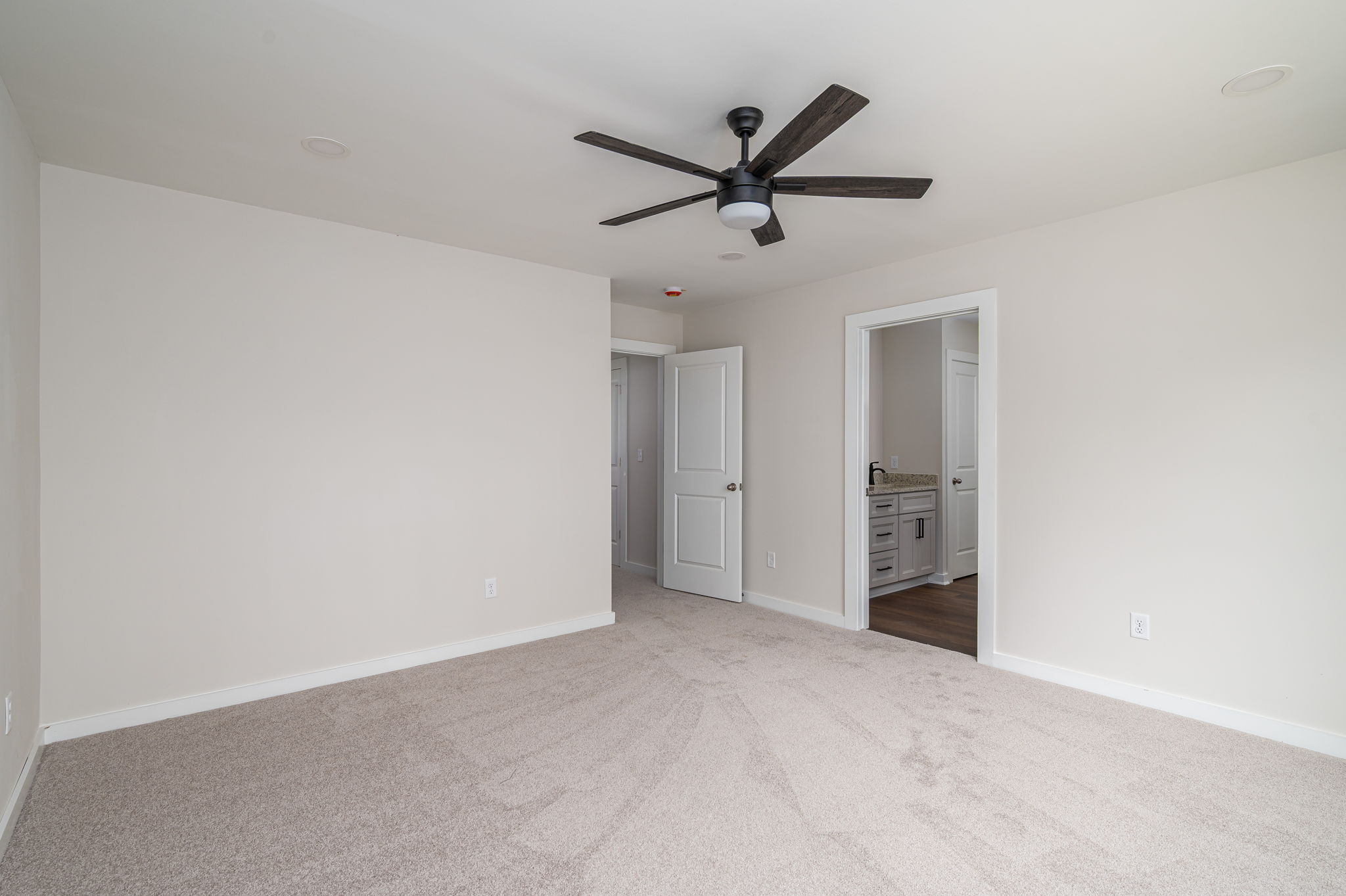 17 Tennyson Dr, Taylorsville, NC 28681, USA Photo 50