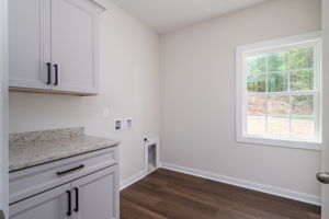 17 Tennyson Dr, Taylorsville, NC 28681, USA Photo 28