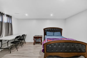 Photo 49