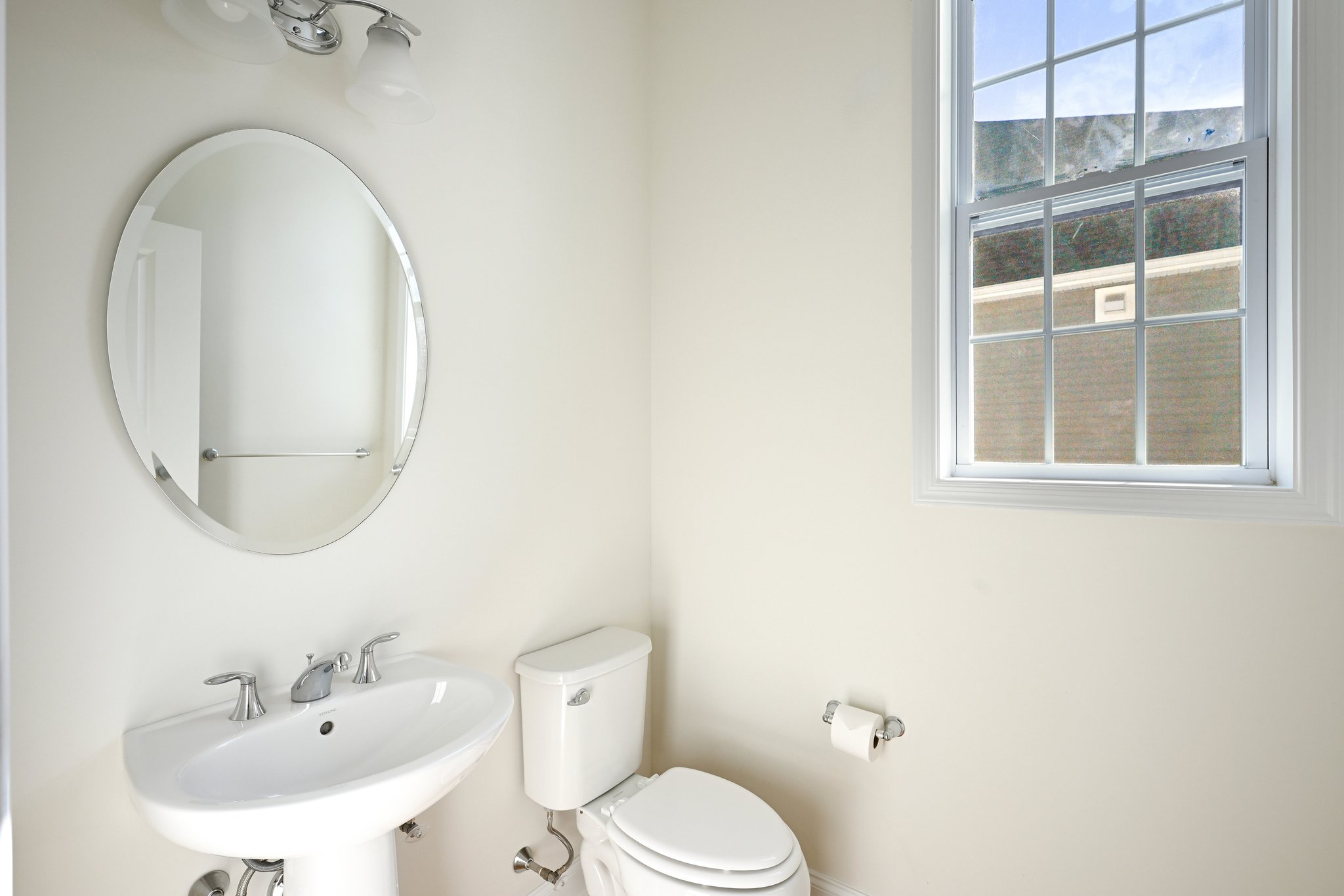 W View Ln-L0303-021.jpg