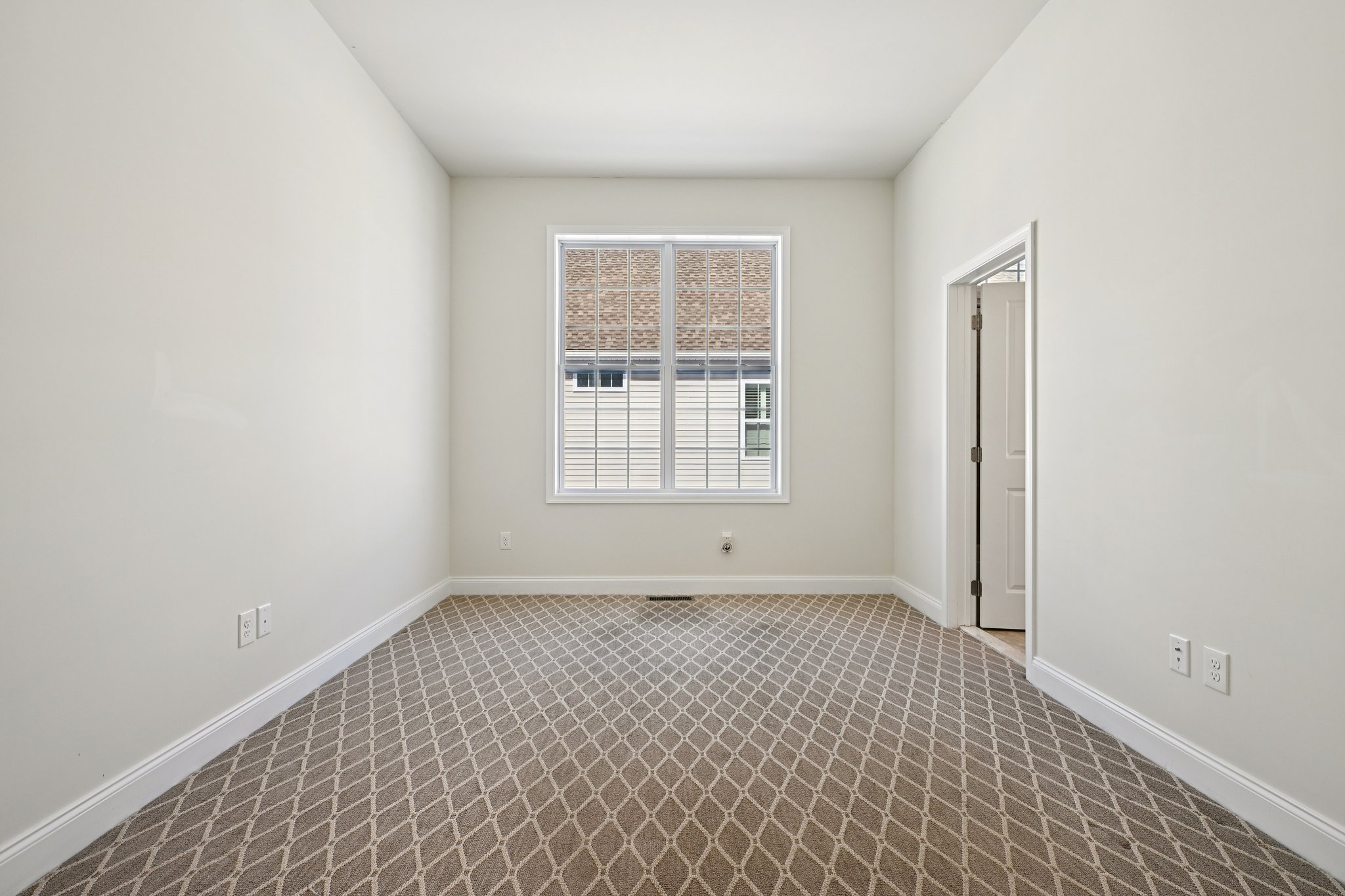 W View Ln-L0303-024.jpg