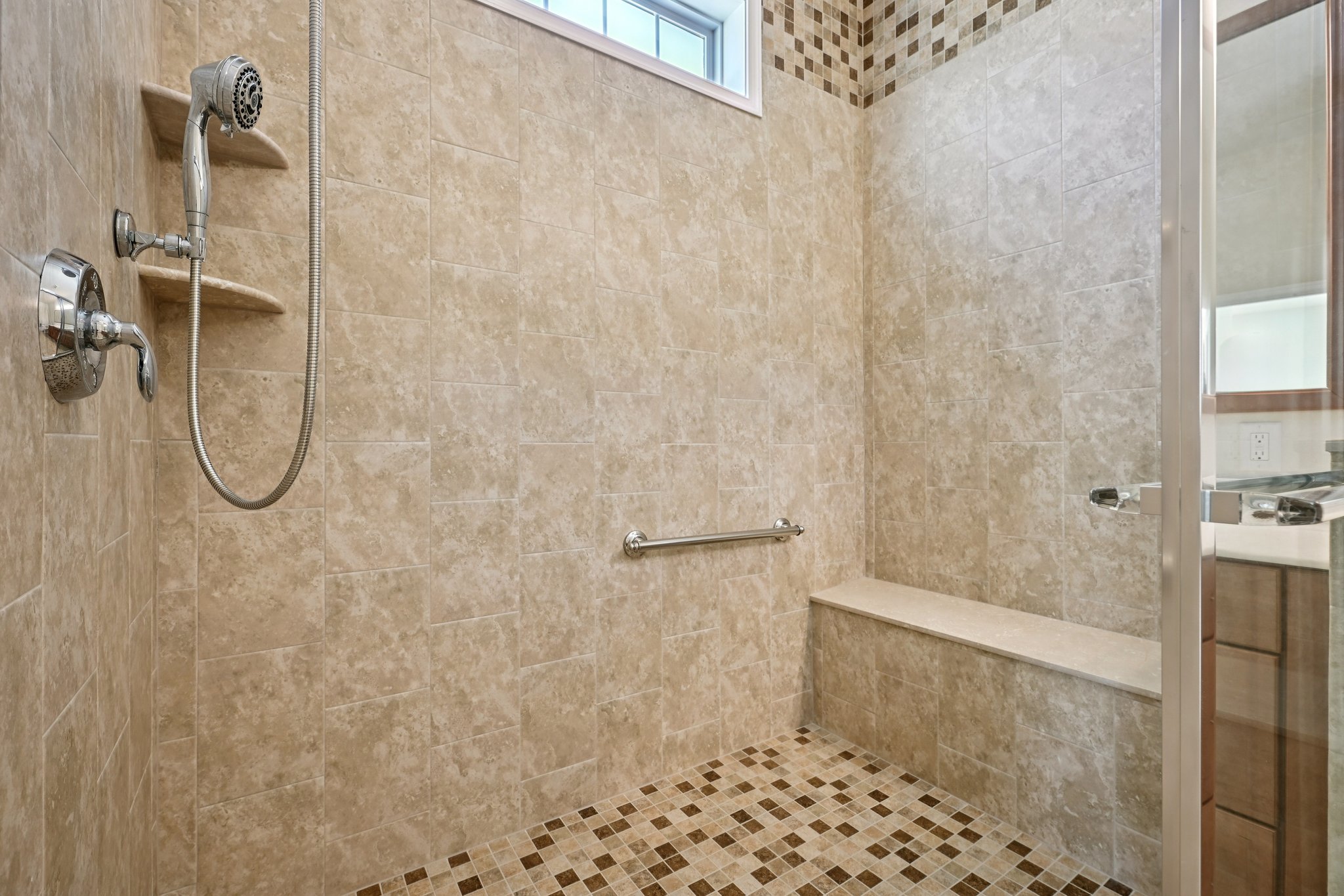 W View Ln-L0303-039.jpg