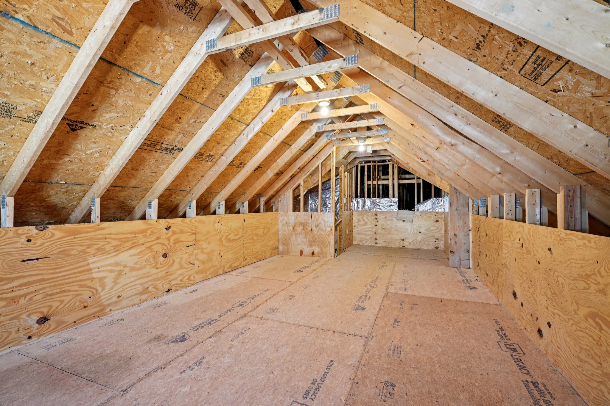 W View Ln-L0303-041.jpg