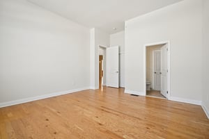 W View Ln-L0303-031.jpg