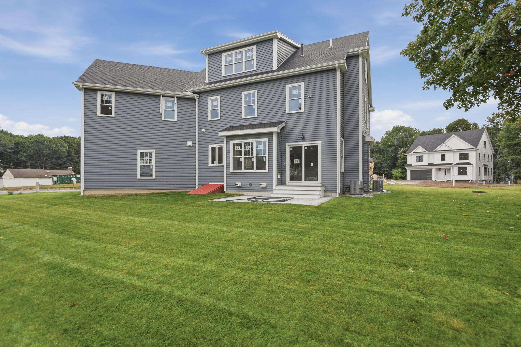 17 Winter Rd, Woburn, MA 01801, USA Photo 2