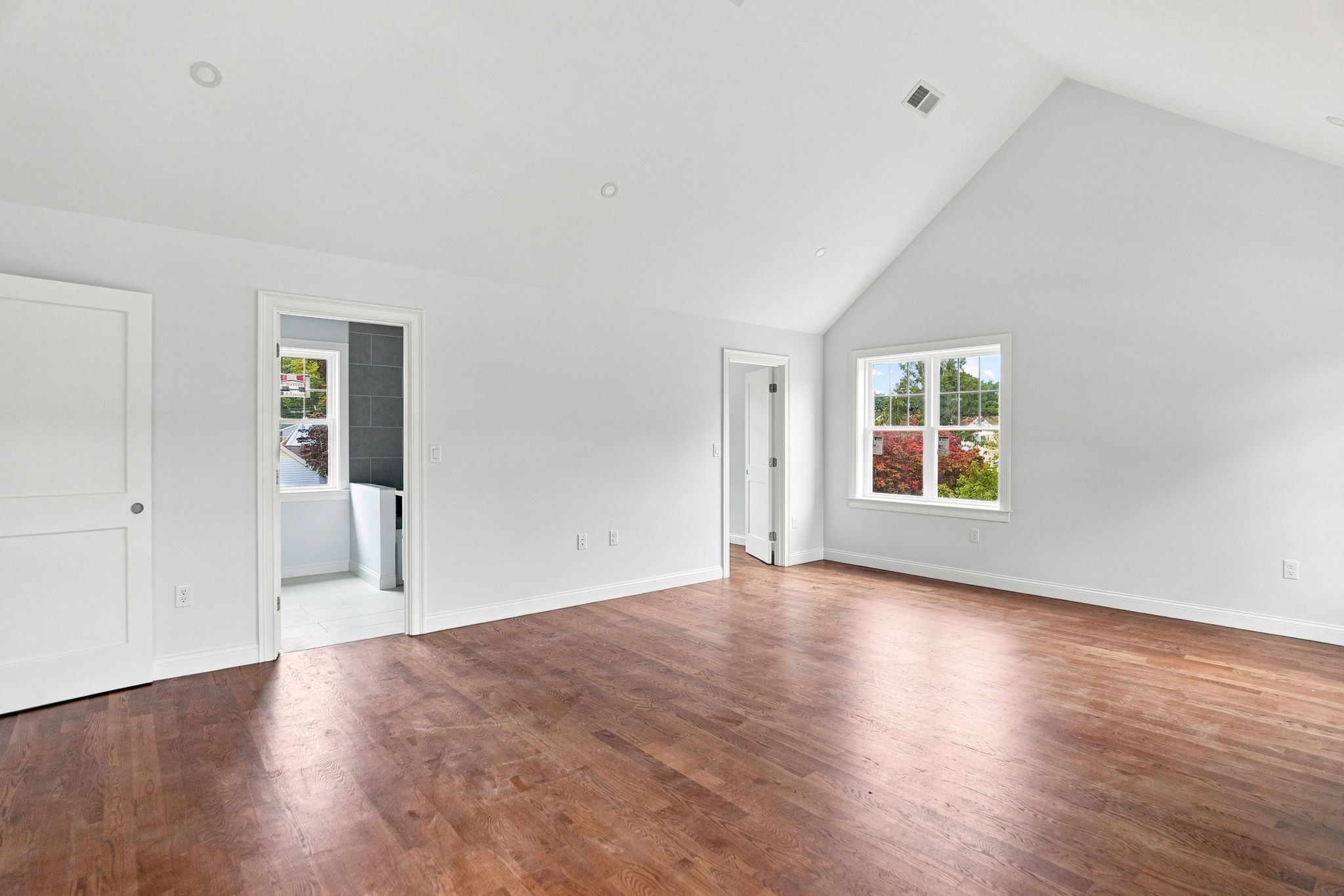 17 Winter Rd, Woburn, MA 01801, USA Photo 22