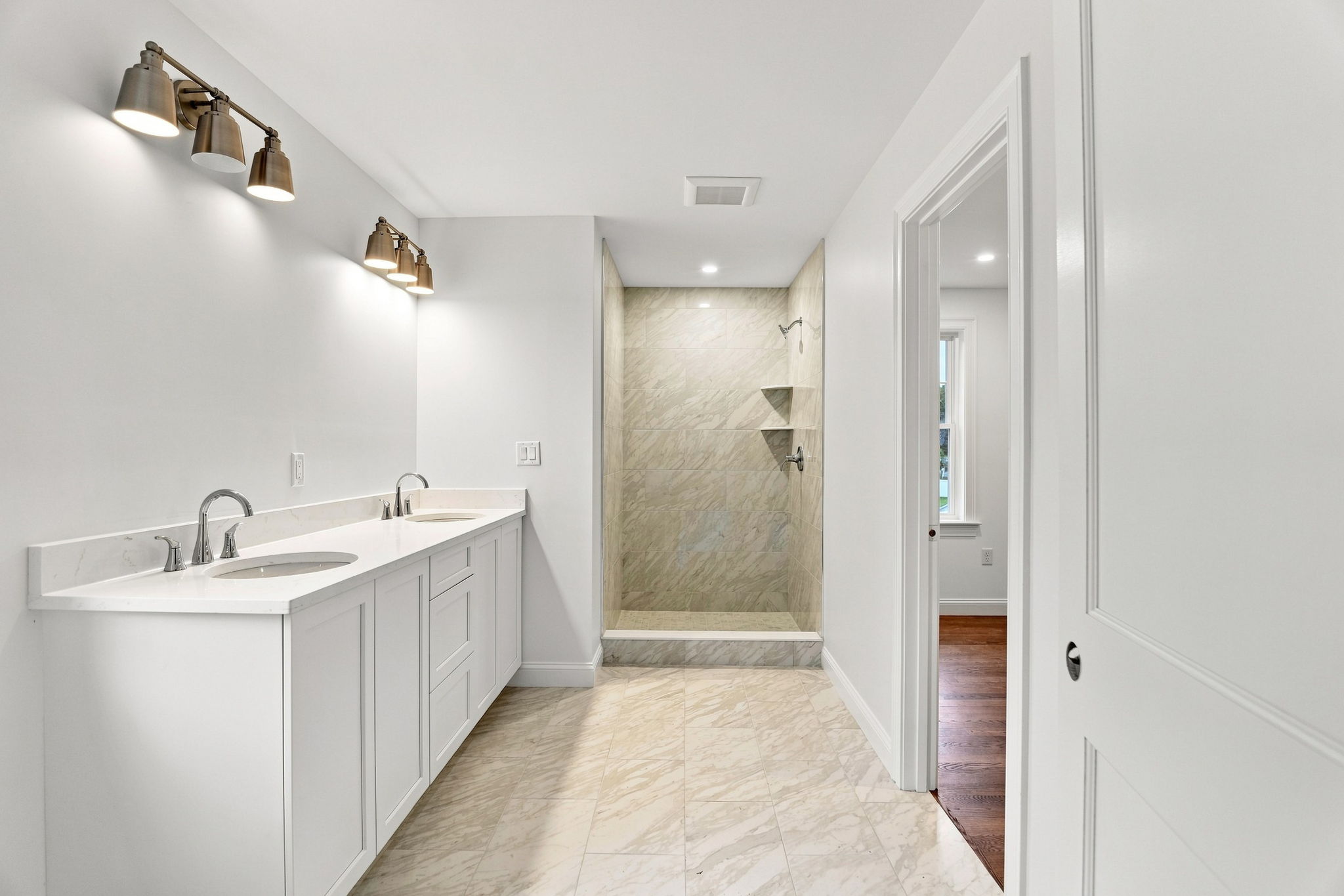 17 Winter Rd, Woburn, MA 01801, USA Photo 30