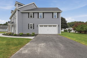 17 Winter Rd, Woburn, MA 01801, USA Photo 40
