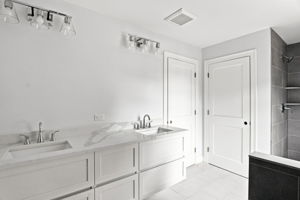 17 Winter Rd, Woburn, MA 01801, USA Photo 23