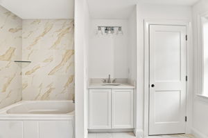 17 Winter Rd, Woburn, MA 01801, USA Photo 34