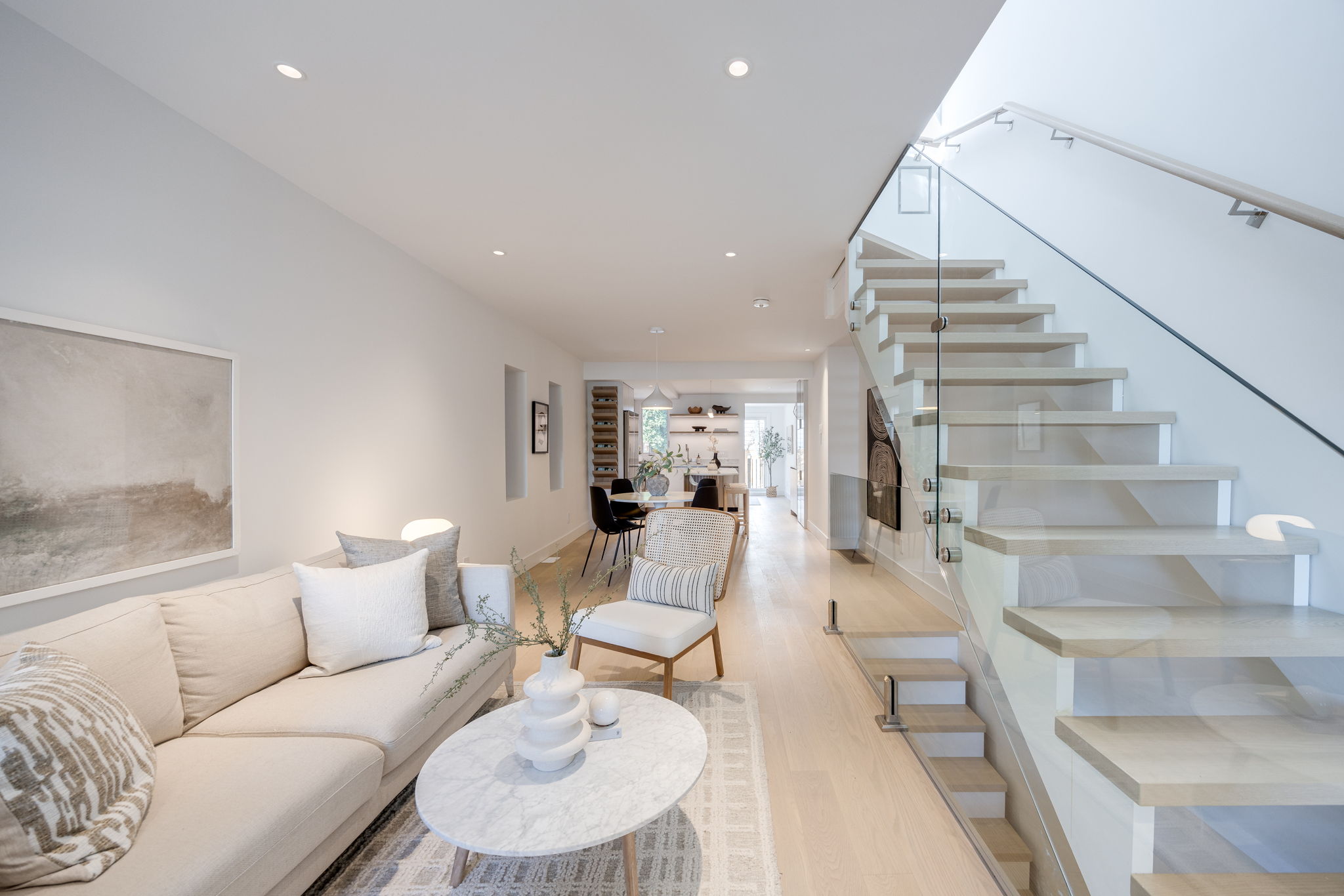 Toronto property showcase — delivered property photograph 9