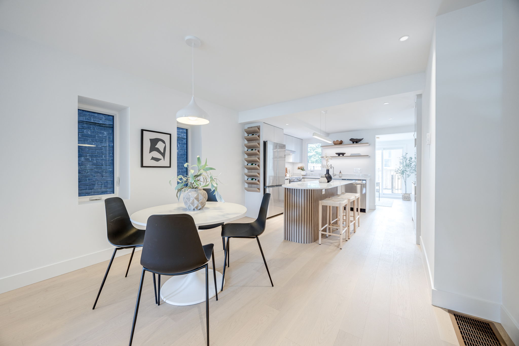 Toronto property showcase — delivered property photograph 15