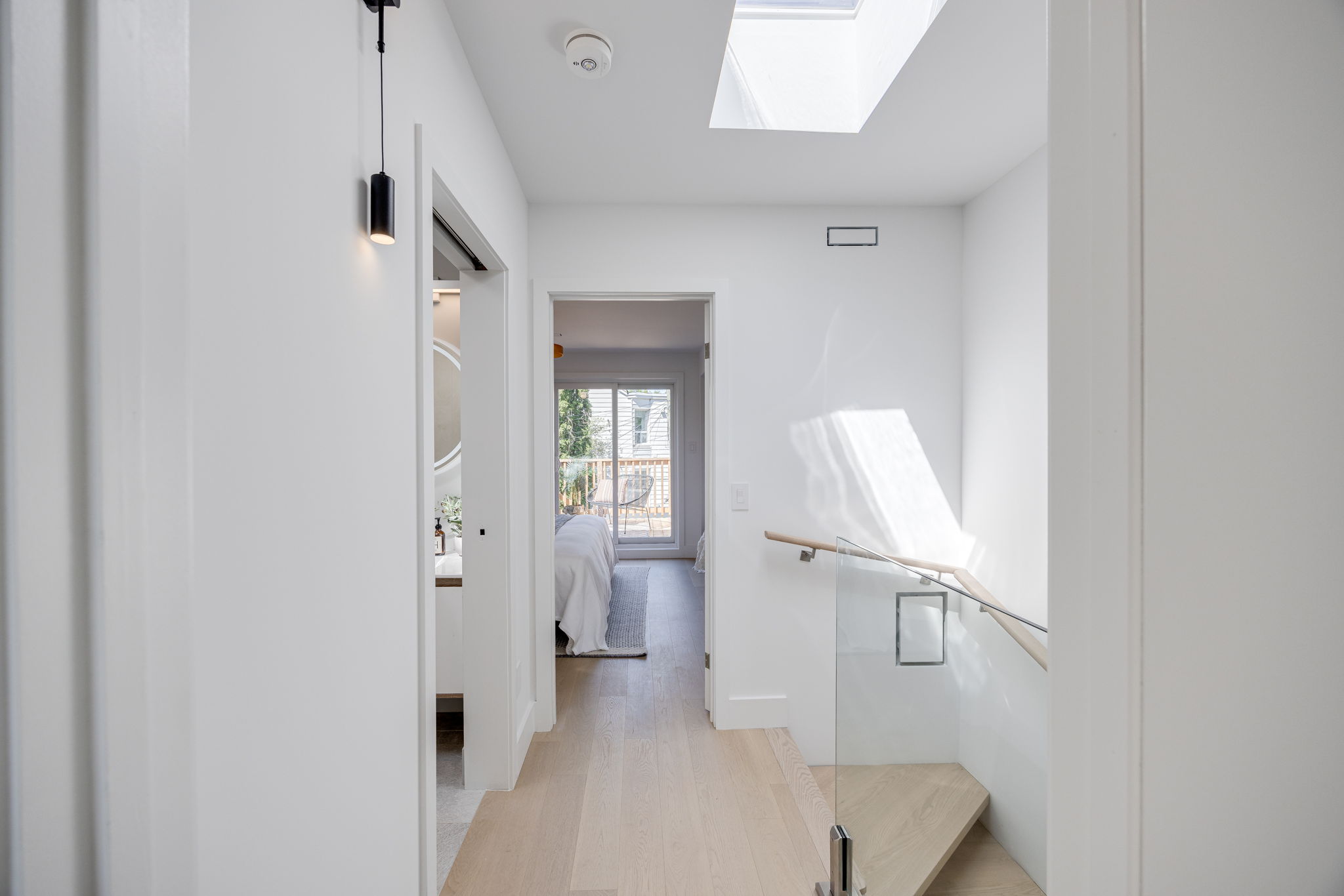 Toronto property showcase — delivered property photograph 25