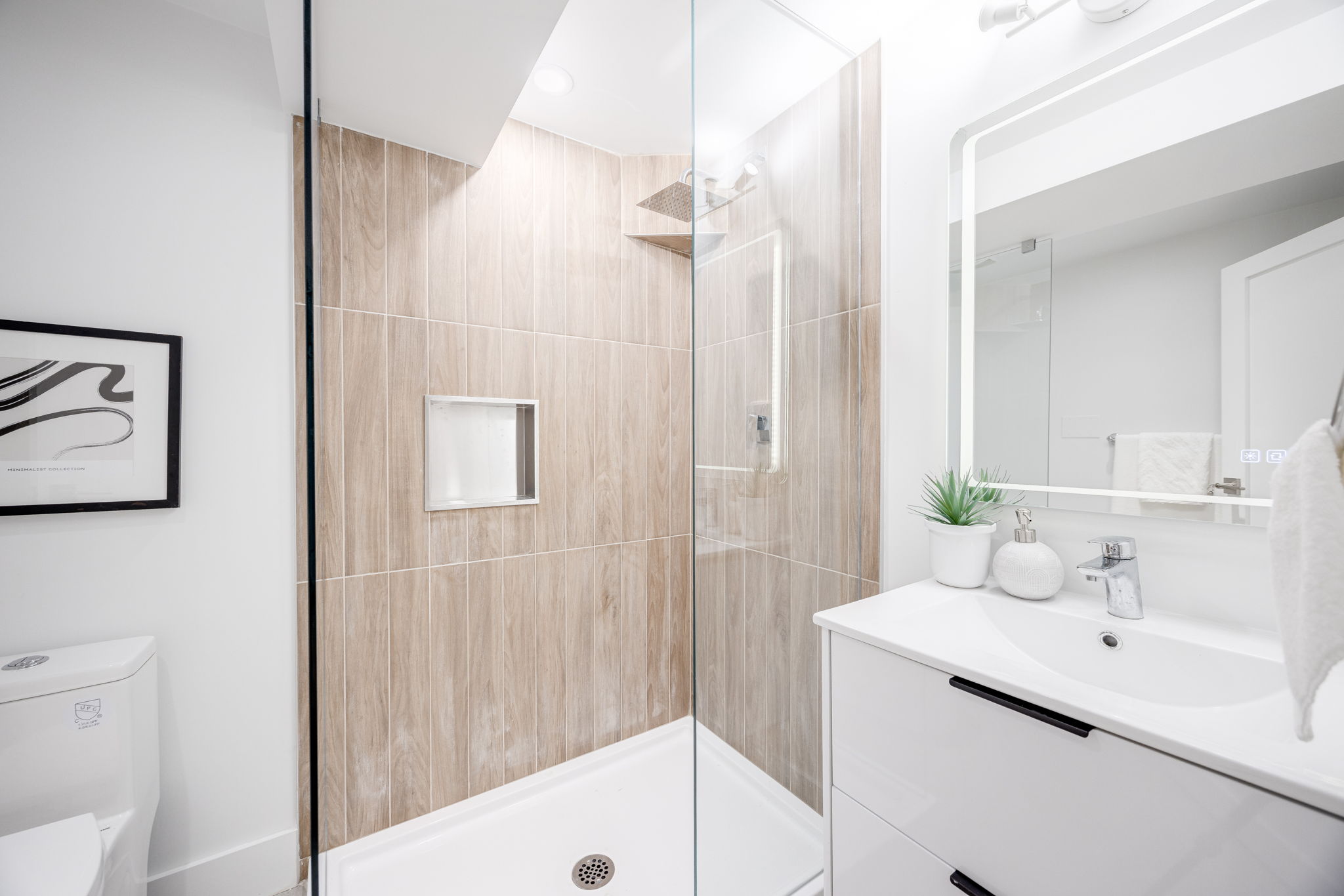 Toronto property showcase — delivered property photograph 38