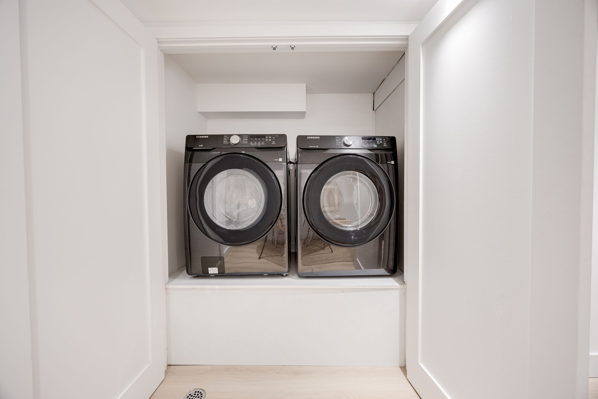 Toronto property showcase — delivered property photograph 40