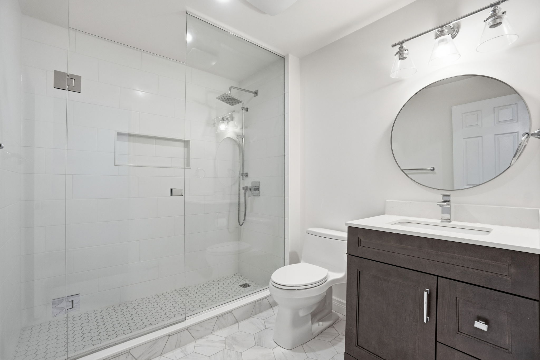  Photo 53