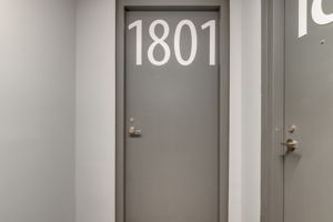  170 Bayview Ave #1801, Toronto, ON M5A 0G4, US Photo 3