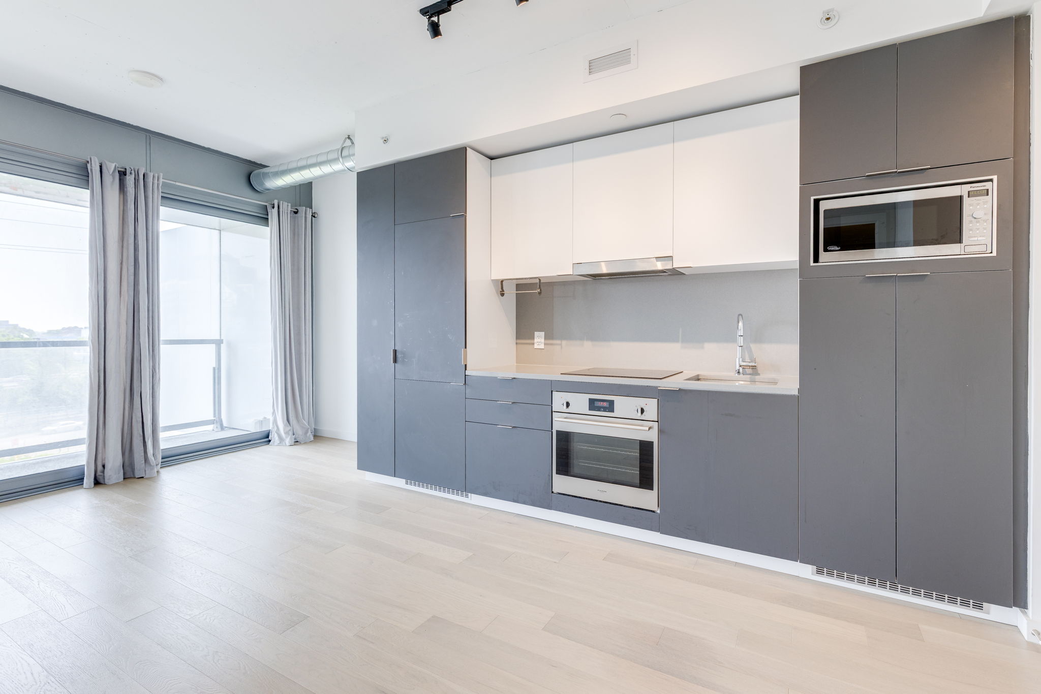Toronto property showcase — delivered property photograph 6