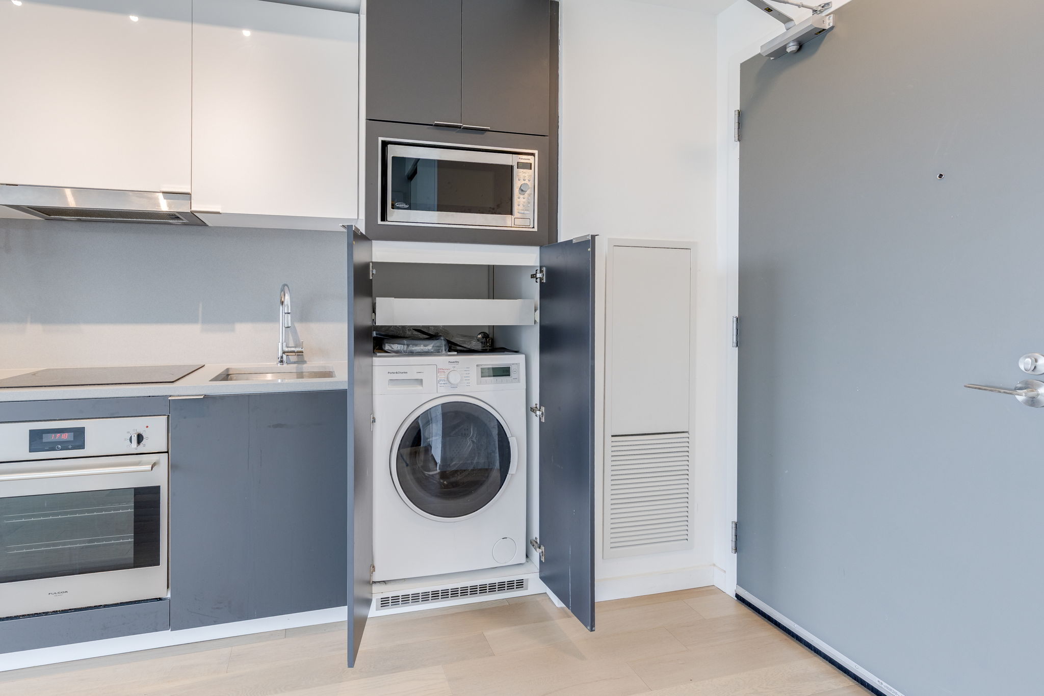 Toronto property showcase — delivered property photograph 18