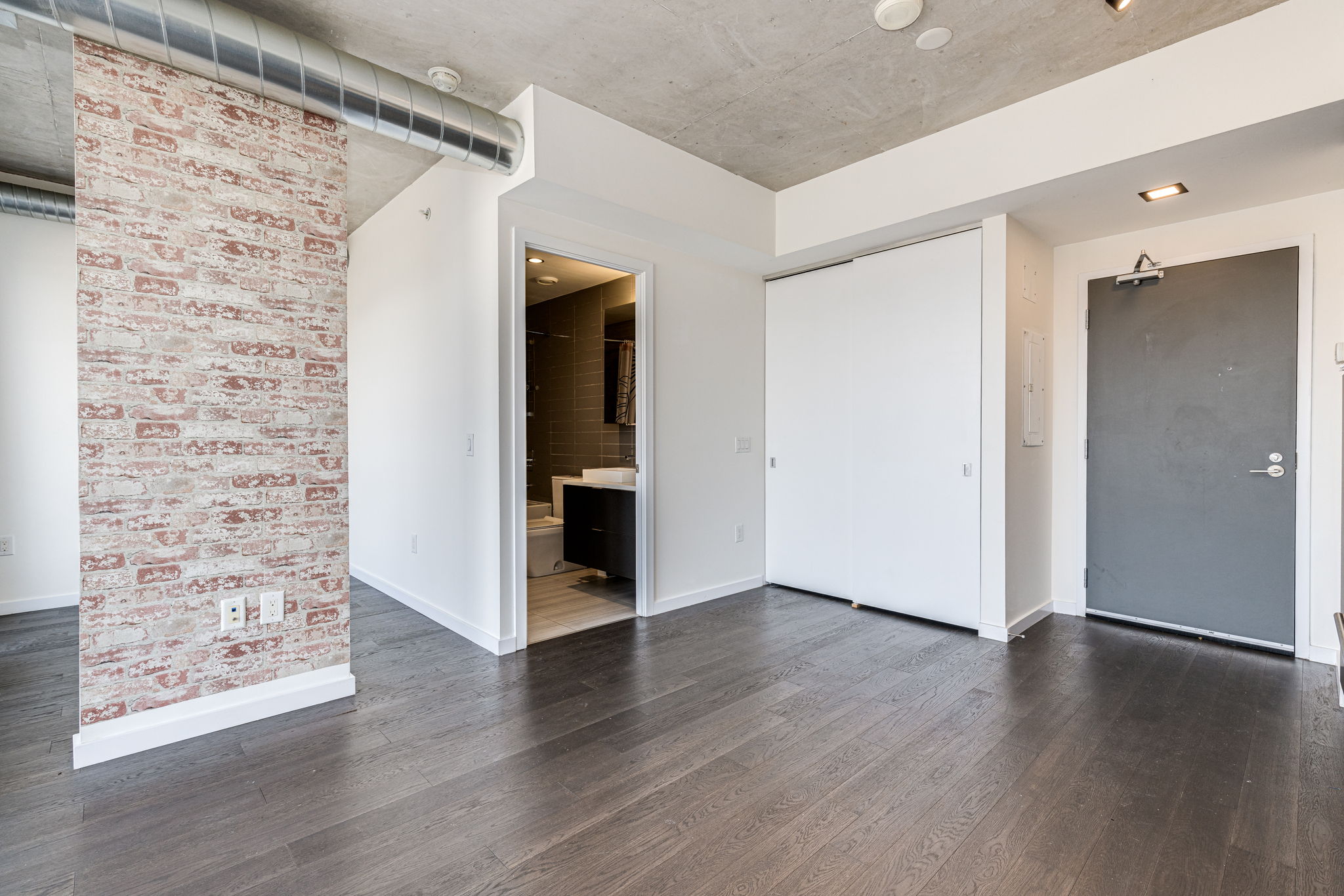 Toronto property showcase — delivered property photograph 10