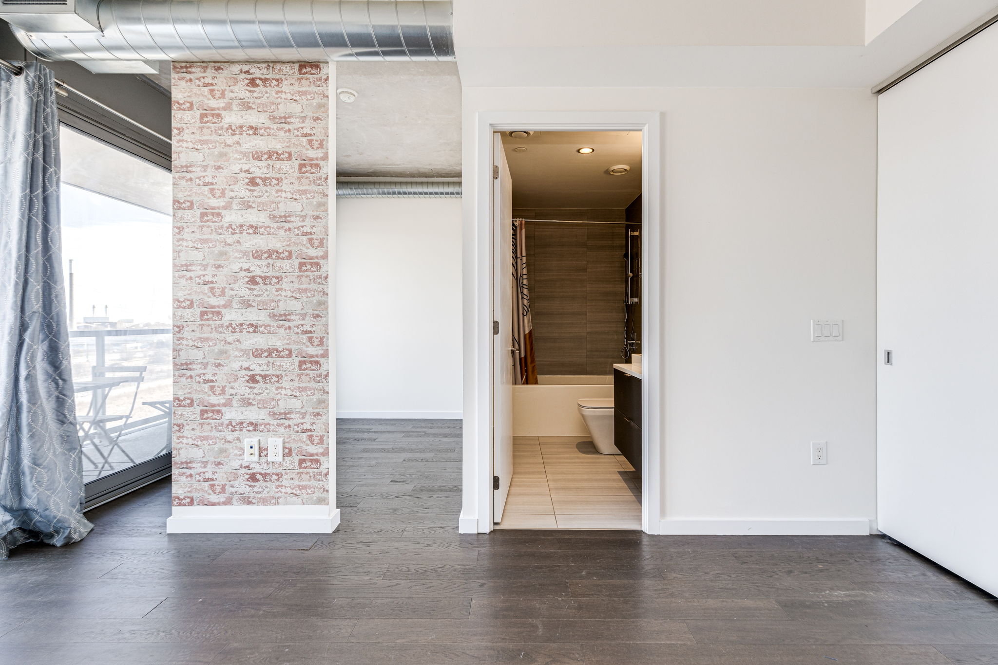 Toronto property showcase — delivered property photograph 11
