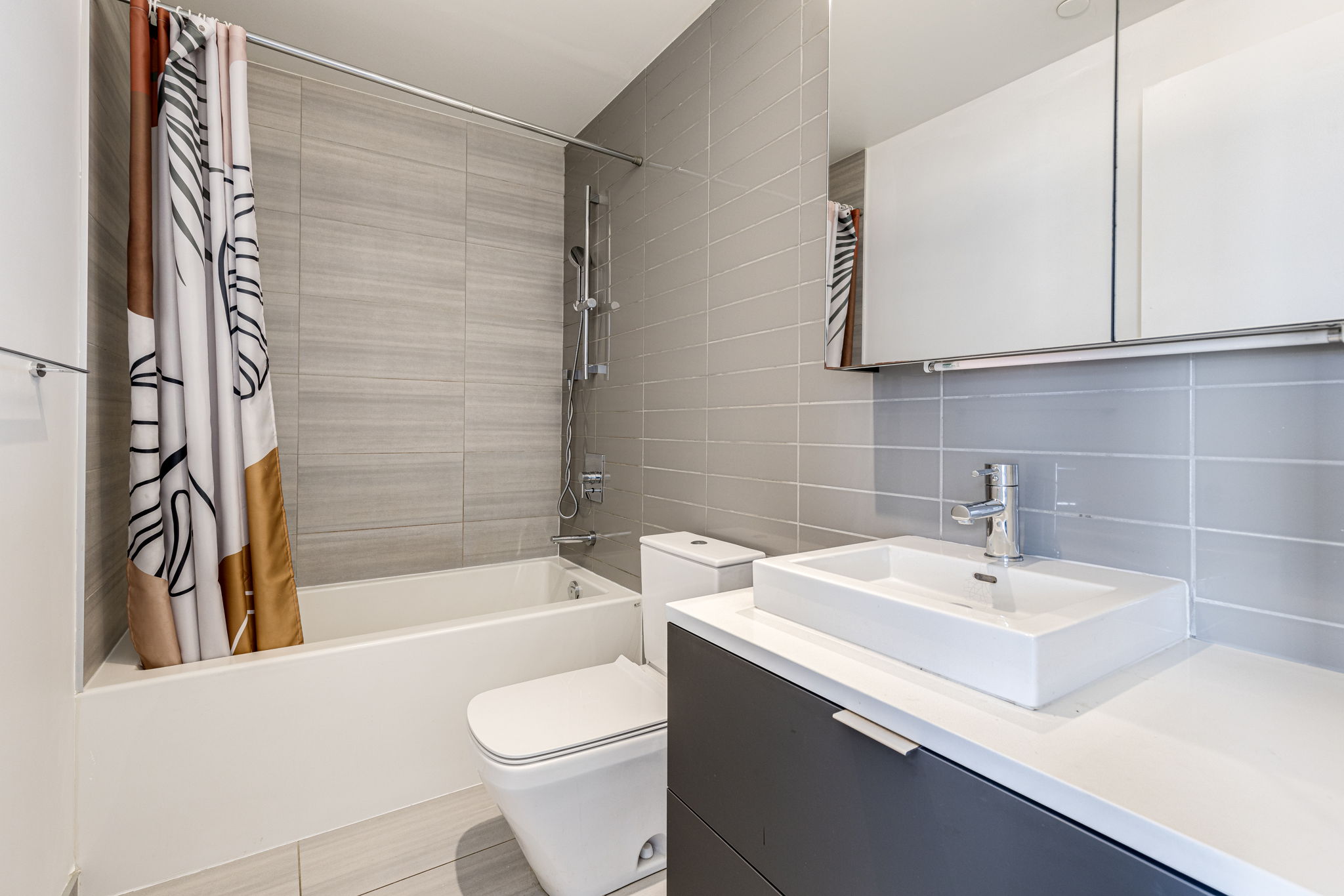 Toronto property showcase — delivered property photograph 14